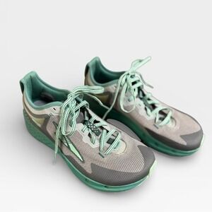 ALTRA Timp 4 Trail Running Shoes in Gray Teal Womens size 9.5